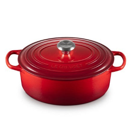 Le Creuset Oval Dutch Oven - 4.7L Cerise