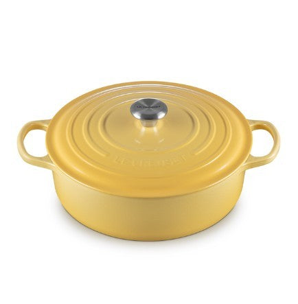 Le Creuset Shallow Round Dutch Oven - Chamomile