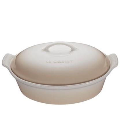 Le Creuset 2.3L Oval Casserole Meringue