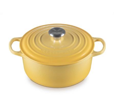 Le Creuset 4.2L Round Dutch Oven Chamomile