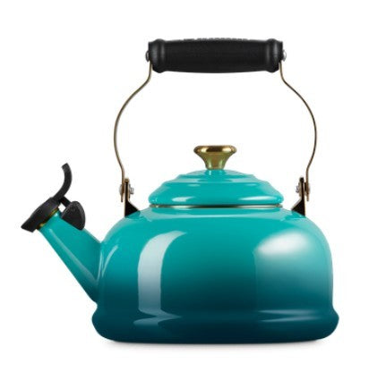 Le Creuset Classic Whistling Kettle - Blue Riviera